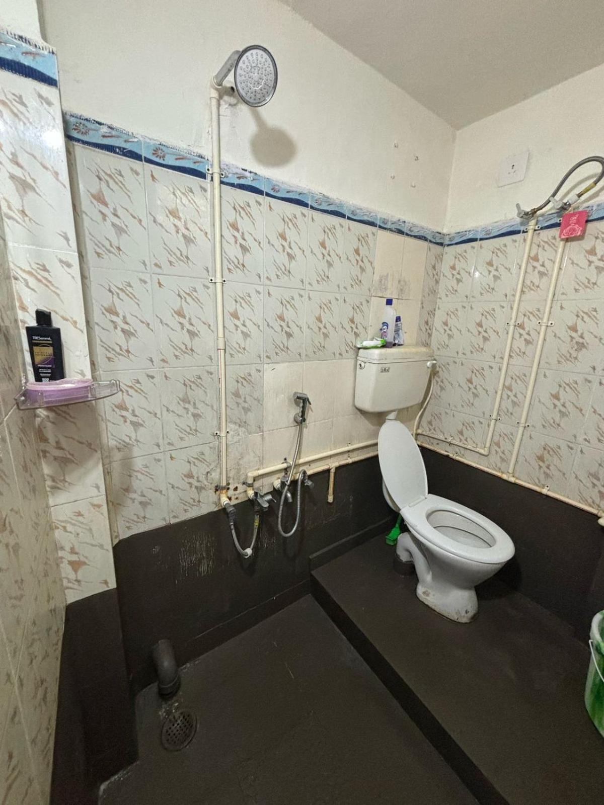 Hostel Madras Chennai Exterior foto